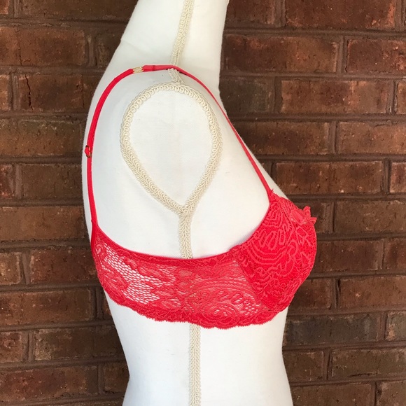 Victoria’s Secret VerySexy Demi Lined Bra 34C - Picture 2 of 7